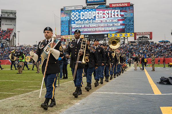 Screaming Eagles join Titans to celebrate
